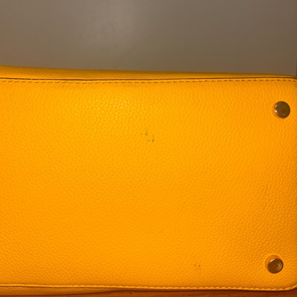 Kate Spade Jordyn Handbag in Gold - Picture 7 of 7